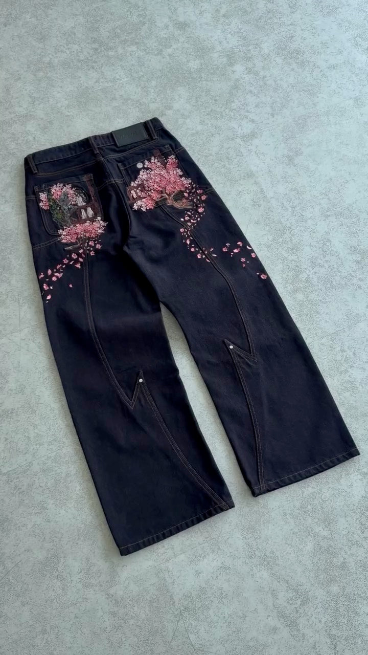 Sakura Carpenter Jeans